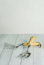 Load image into Gallery viewer, Ambros Garden Tool - Hand Fork