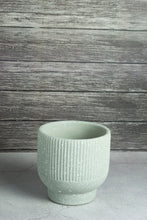 Load image into Gallery viewer, Elm Concrete Planter - Light Green 13.5cm