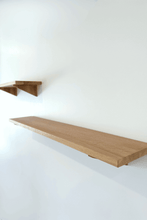 Load image into Gallery viewer, Solid Oak Wood Wall-Mounted Floating Shelf
